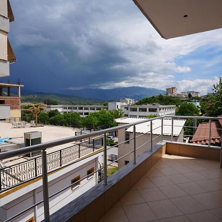 “Apheartment Gjirokastra” Apartamento Exterior foto